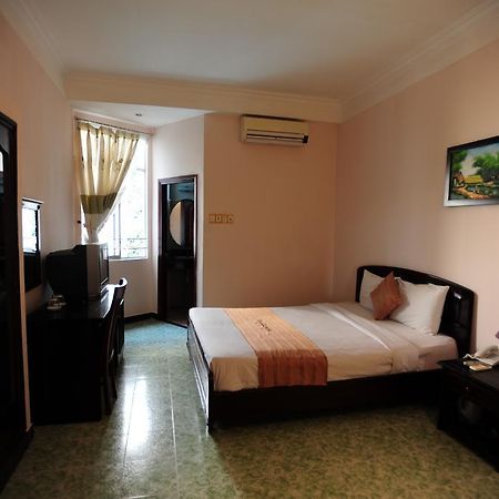 Violet Hotel Nha Trang Esterno foto