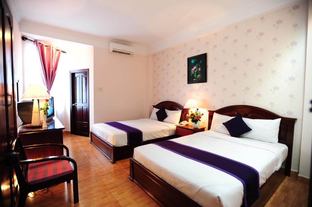 Violet Hotel Nha Trang Esterno foto