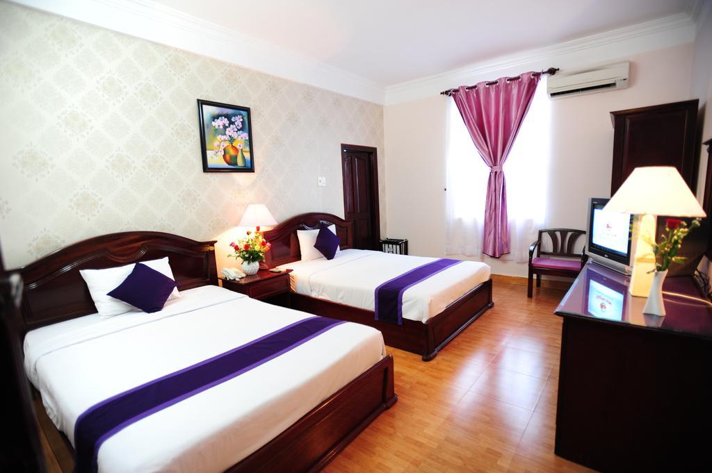 Violet Hotel Nha Trang Esterno foto