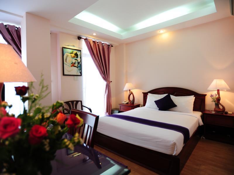 Violet Hotel Nha Trang Esterno foto